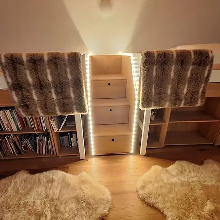 Luxury In With Stunning Views 木屋 莱克斯