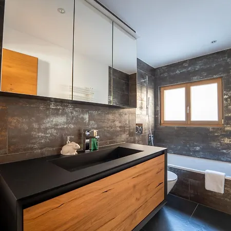 Luxury In With Stunning Views Laax