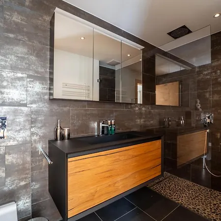 Chalet Luxury In With Stunning Views Laax