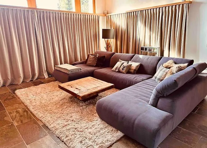 Luxury In With Stunning Views *