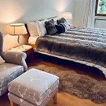 Chalet Luxury In With Stunning Views *