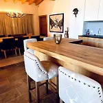 Luxury In With Stunning Views Chalet