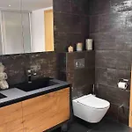 Luxury In With Stunning Views 샬레 락스